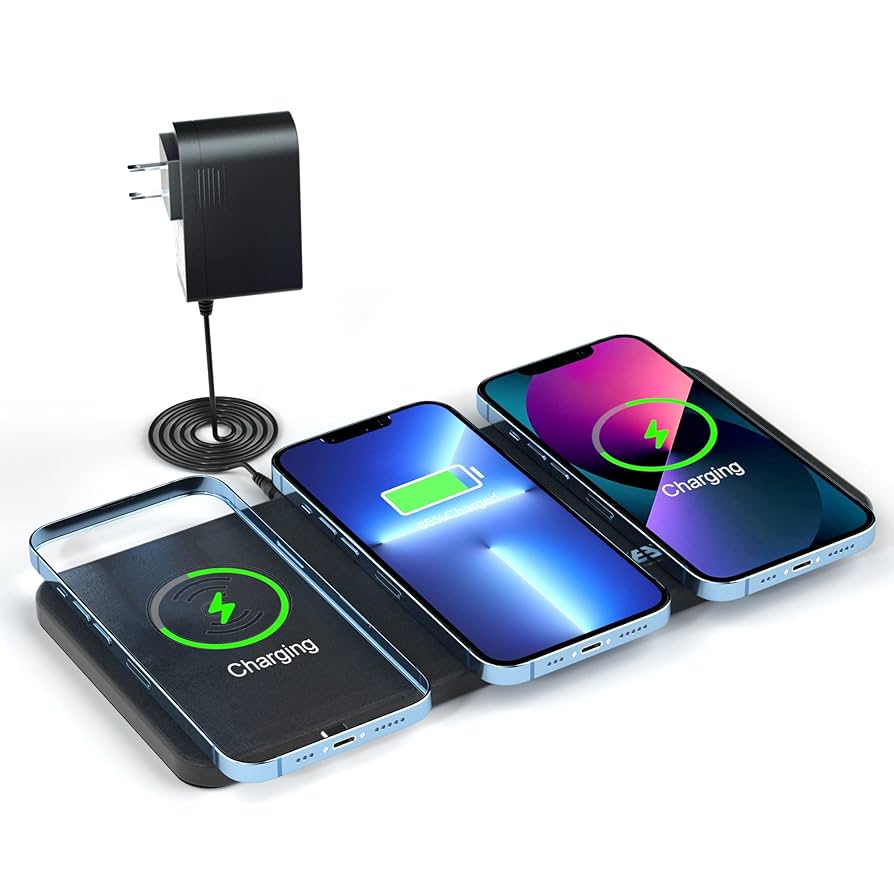 同時に3つのデバイスを充電できるマグネット式ワイヤレス充電器 Anker 3-in-1 Cube with MagSafe | マグネット式ワイヤレス充電